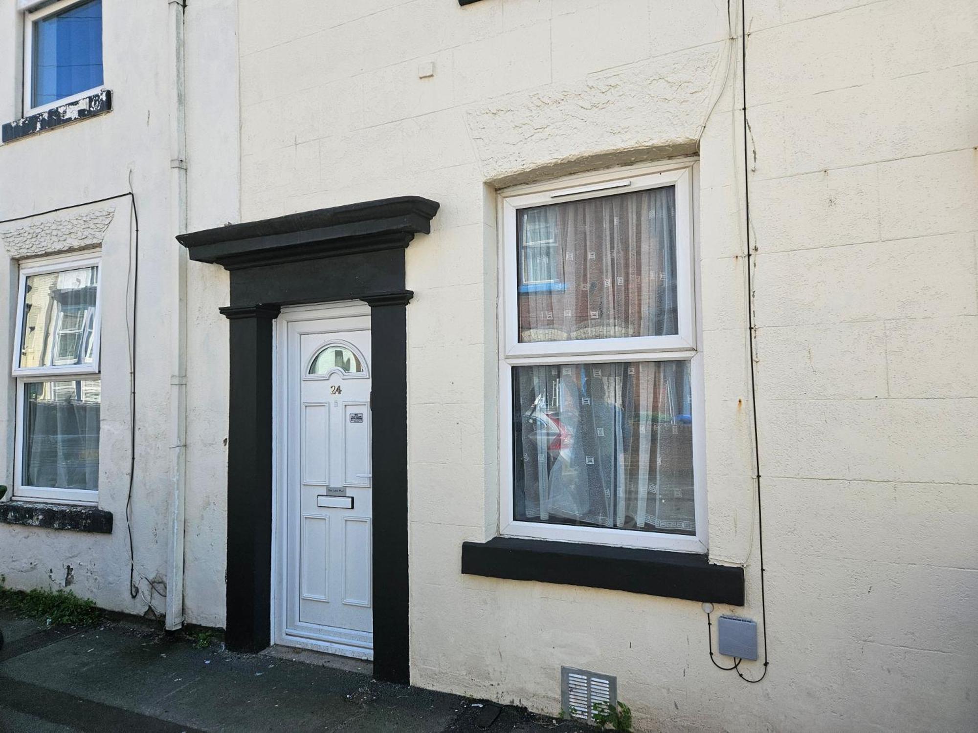 24 Trafalgar Road * Scarborough